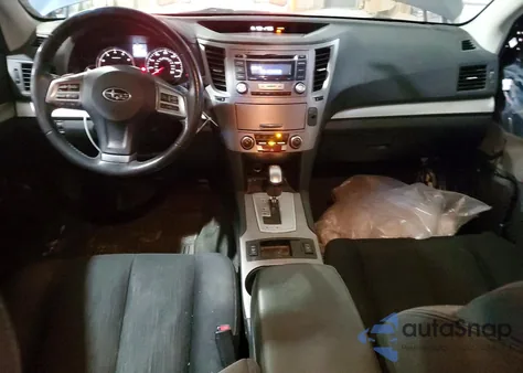 2013 Subaru Outback 2.5I Premium z USA, uszkodzony, nr VIN 4S4BRCCC8D3246655